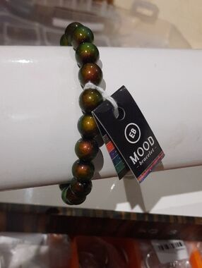 EB Mood Bracelet - Multicolor Iridescent Beaded Stretch Color Changing Bracelet